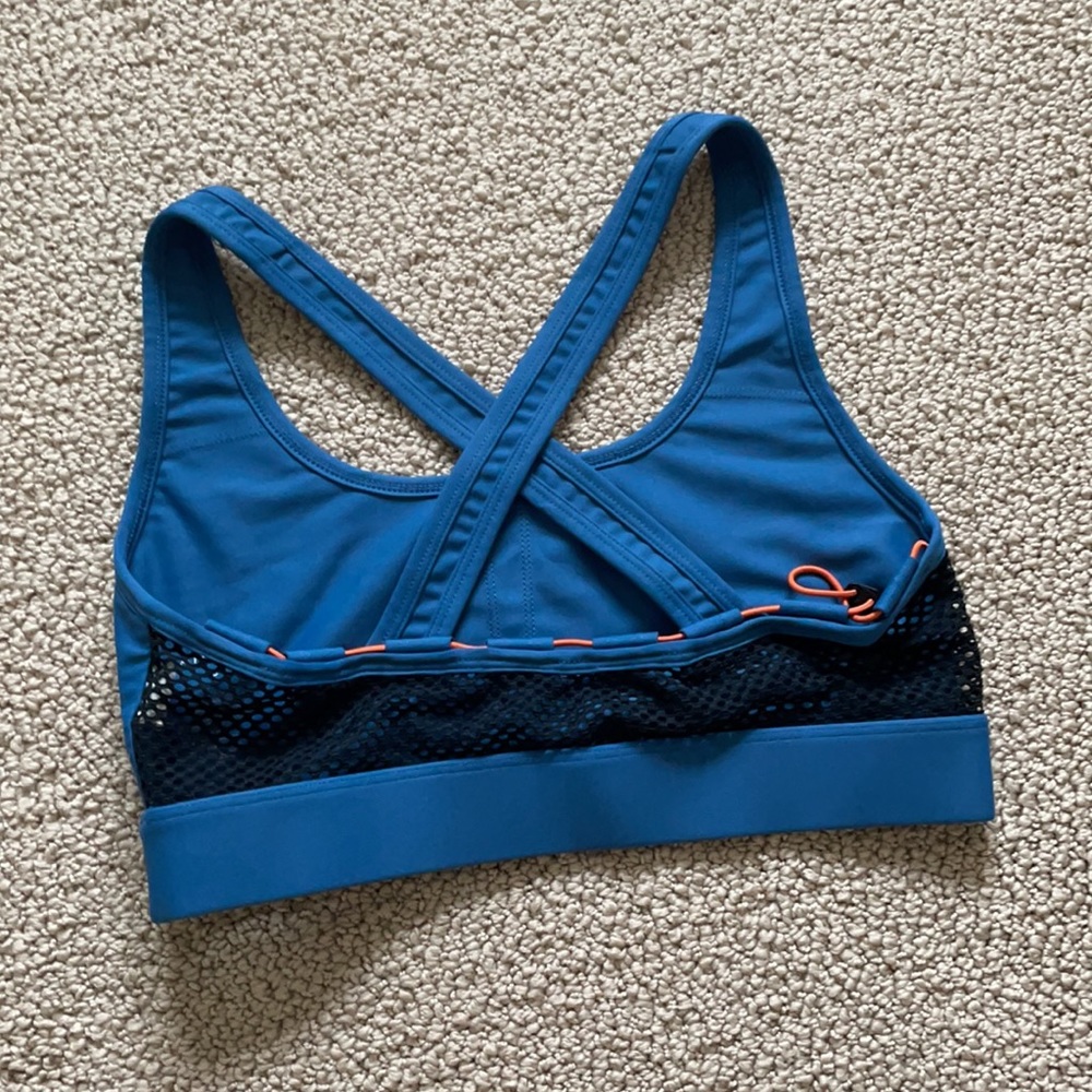 Carbon38 Sports Bra